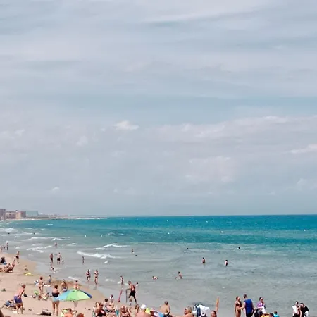 Estudio Erika شقة تورّيفيِخا